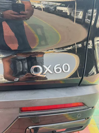 Infiniti QX60 Premium 2024 - American Specs-15