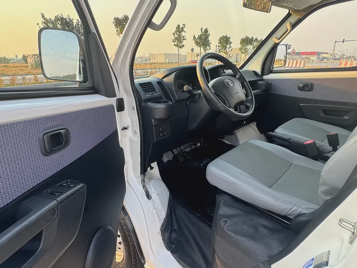 Toyota Lite Ace 2025(1.5L Full Automatic) Van petrol,-14-14