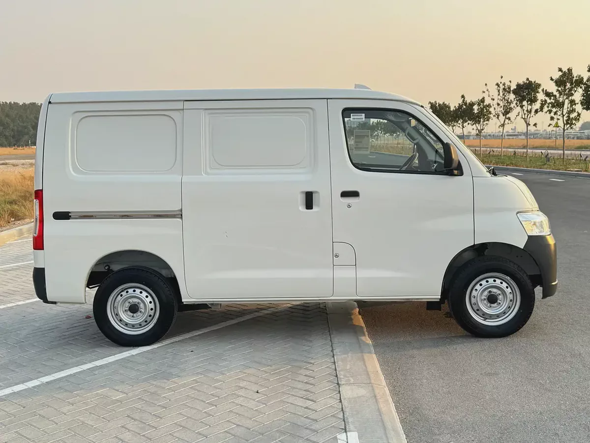 Toyota Lite Ace 2025(1.5L Full Automatic) Van petrol,-7-7