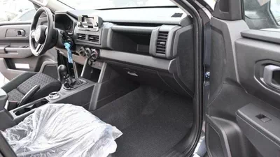 Mitsubishi L200 GLX Mitsubishi L200 2.4L diesel M/T V4 MY 2024-9