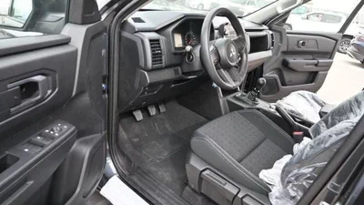 Mitsubishi L200 GLX Mitsubishi L200 2.4L diesel M/T V4 MY 2024-5