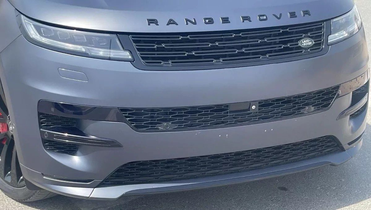 Land Rover Range Rover Sport FIRST EDITION 4.4L-8CYL FULLY AGENCY MAINTAINED UNDER WARRANTY . AL TAYER MOTORS-2-0