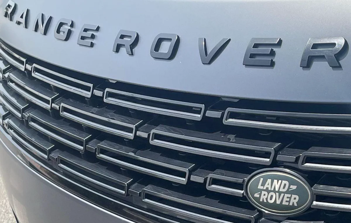 Land Rover Range Rover Sport FIRST EDITION 4.4L-8CYL FULLY AGENCY MAINTAINED UNDER WARRANTY . AL TAYER MOTORS-3-0