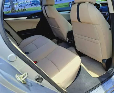 770/Month-(4 years) | Honda Civic EX 2018 | GCC Specs | Full Option | Non-Accident-4