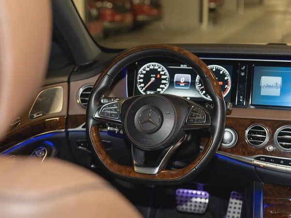 Mercedes S500, GCC specifications, car in excellent condition, No paint and No accidents
