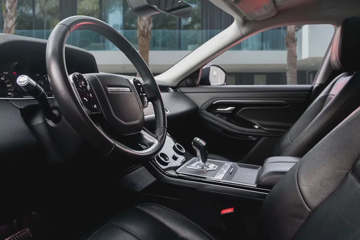 1,861 P.M |  Range Rover Evoque P200 S | 0% Downpayment | UNDER WARRANTY-8-8