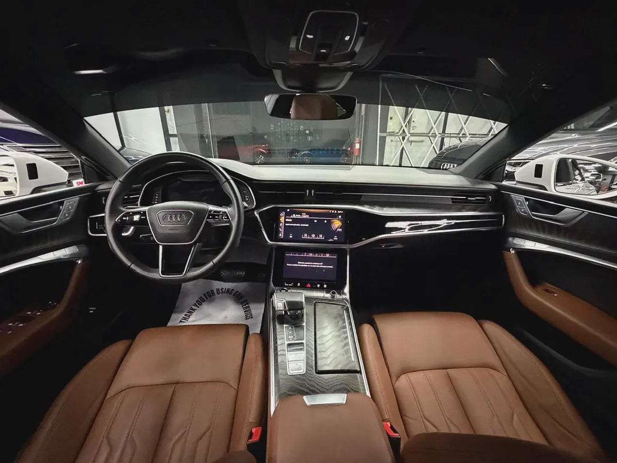 S-Line Night Edition |  Audi Service Contract 2028 | Huge Option | GCC Specs-8-8