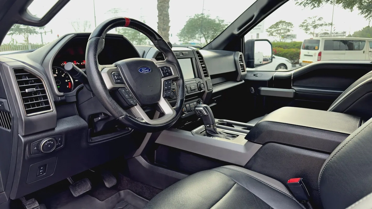 2018 Ford F150 Raptor, GCC Specifications-6-6