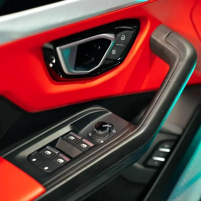 Lamborghini Urus 2019 GCC Specs-14