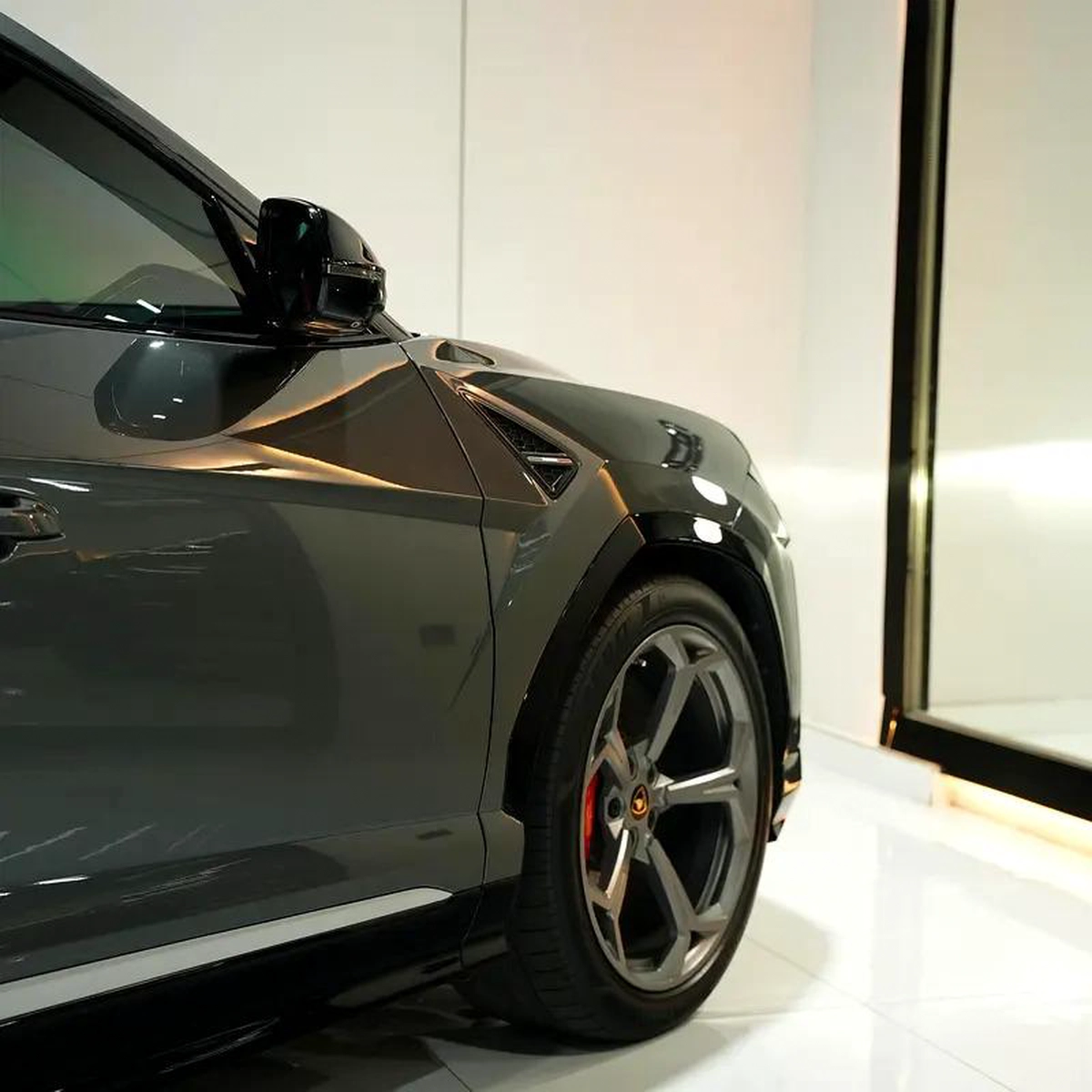 Lamborghini Urus 2019 GCC Specs-9-9