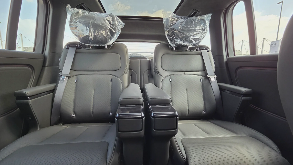 ROX ADAMAS VIP (White Black)
