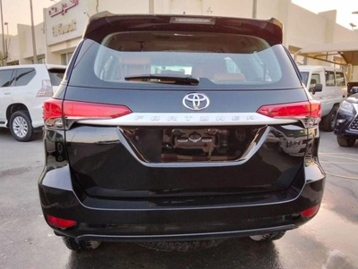 Toyota Fortuner GX2 FORTUNER 2.4L 4WD DIESEL MED OPTION 2024-3