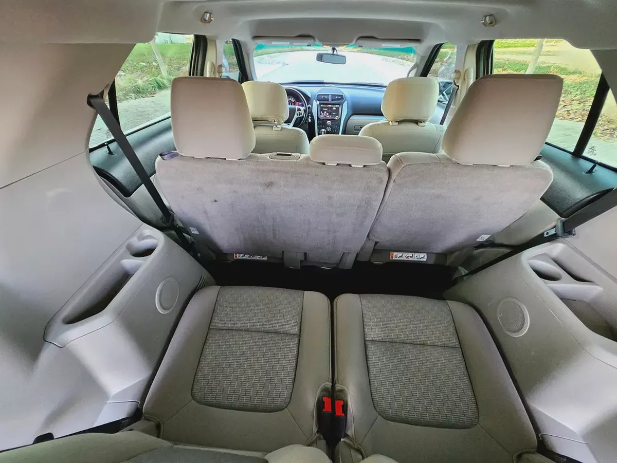 Ford Explorer 2013 GCC Premium Condition 7 Seater SUV-11-11