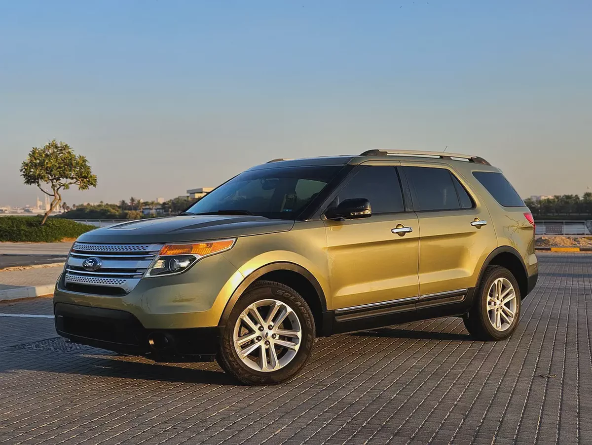 Ford Explorer 2013 GCC Premium Condition 7 Seater SUV-1-1