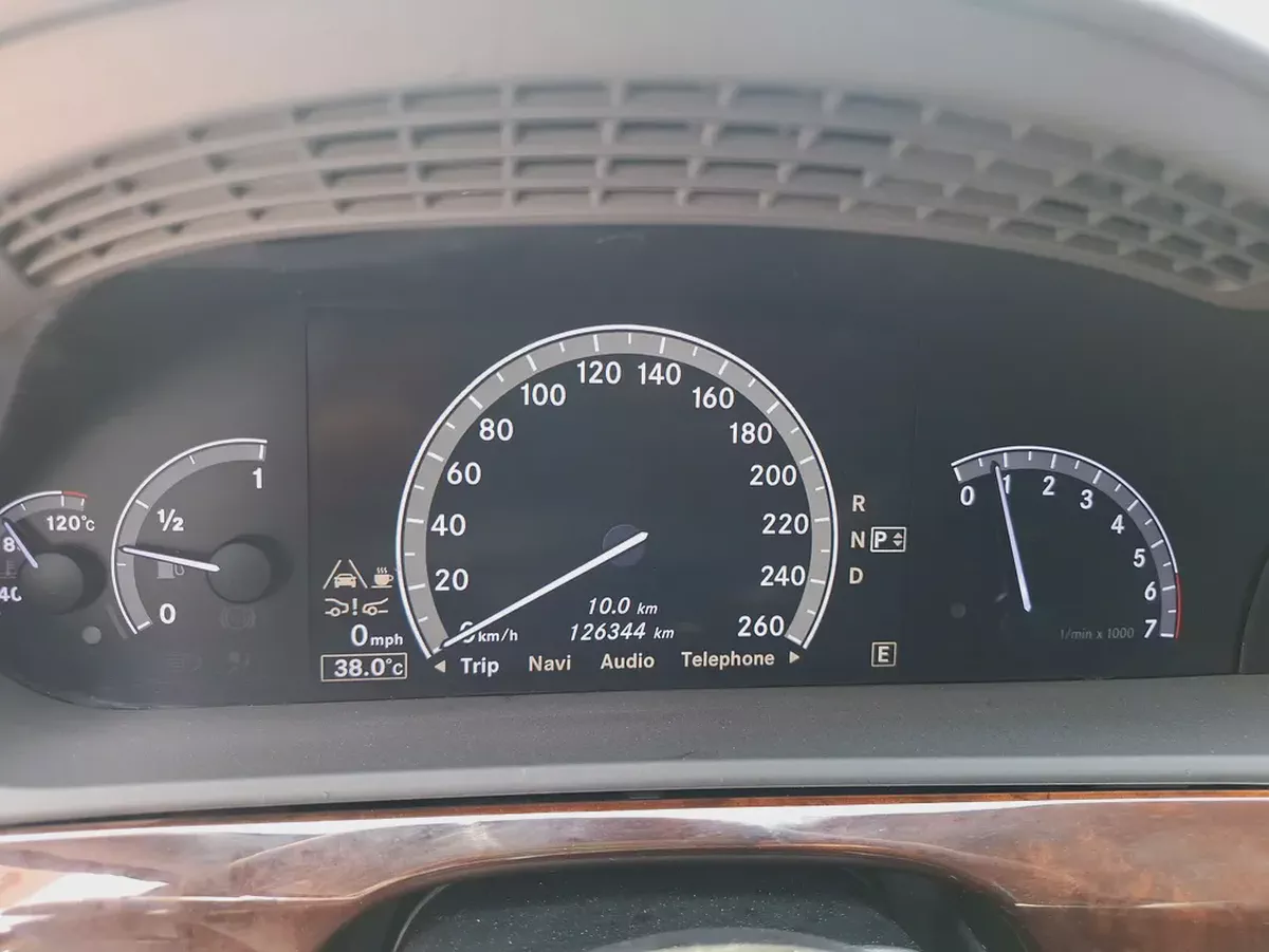 Mercedes-Benz S600 2012 Full option-17-17