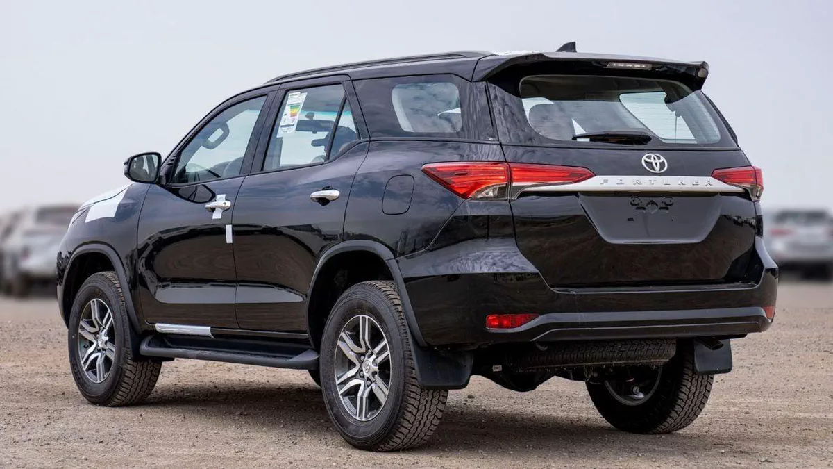 Toyota Fortuner EXR Toyota Fortuner 2.7L Petrol 4X4 MY2025-7-0