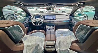 BMW 740i M SPORT INDIVIDUAL M SPORT Warranty & Service 2026 GCC-6