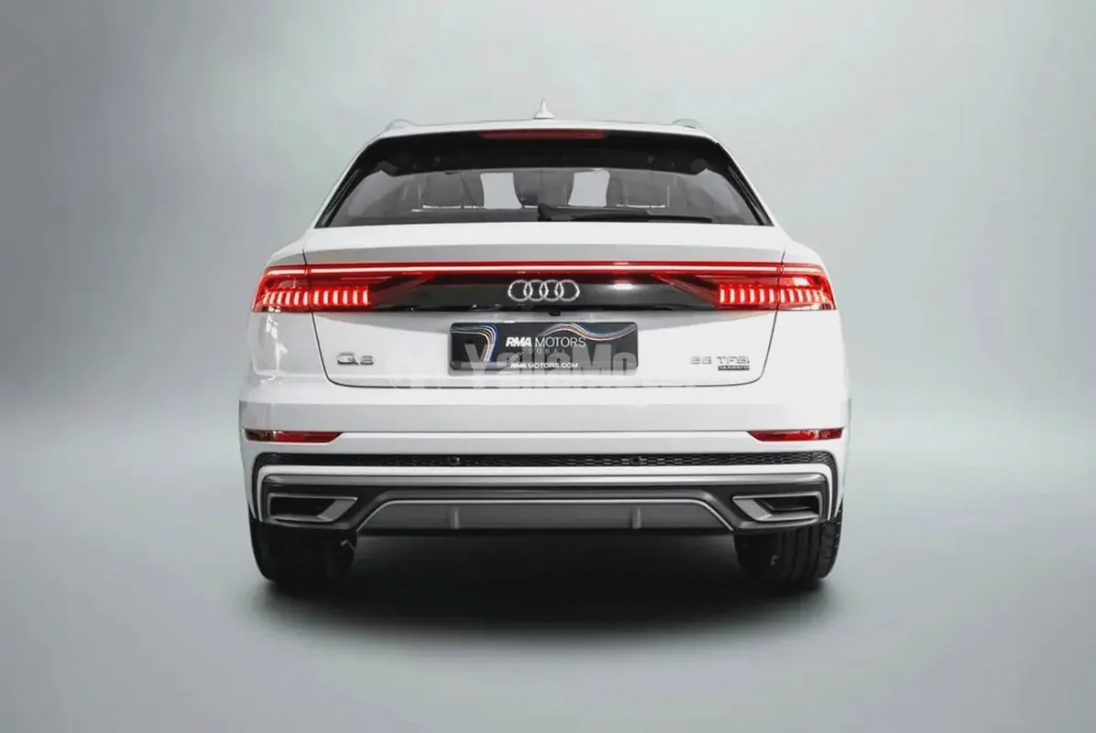 4,700 AED / 60 months | 0% DP | 2023 Audi Q8 55TFSi S-Line / Full Service History / Audi Warranty-3-3