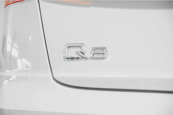 4,700 AED / 60 months | 0% DP | 2023 Audi Q8 55TFSi S-Line / Full Service History / Audi Warranty