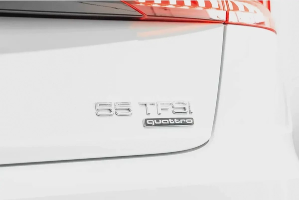 4,700 AED / 60 months | 0% DP | 2023 Audi Q8 55TFSi S-Line / Full Service History / Audi Warranty