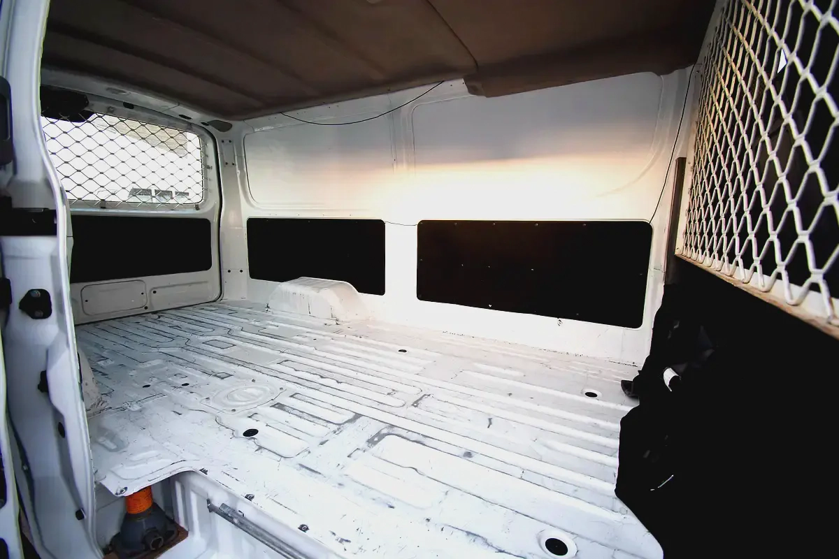 2021 Nissan Urvan | Standard Roof Delivery Van | GCC Specs | Ref#N33021-7-7