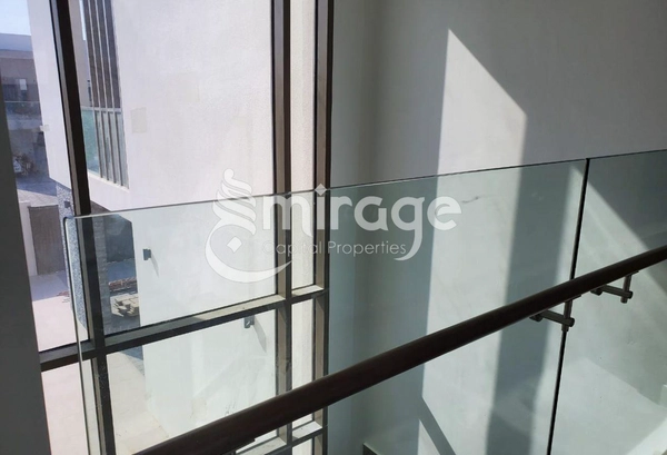 Perfect 4BHK | Great Location | Yas Island