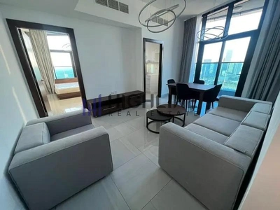 Stunning 1BR | Fully Furnished | High Floor-1