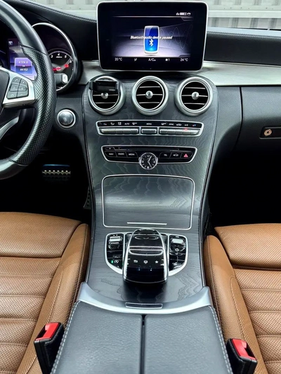 2016 Mercedes-Benz C-Class 300 | GCC | Full Service History | Excellent Condition-2