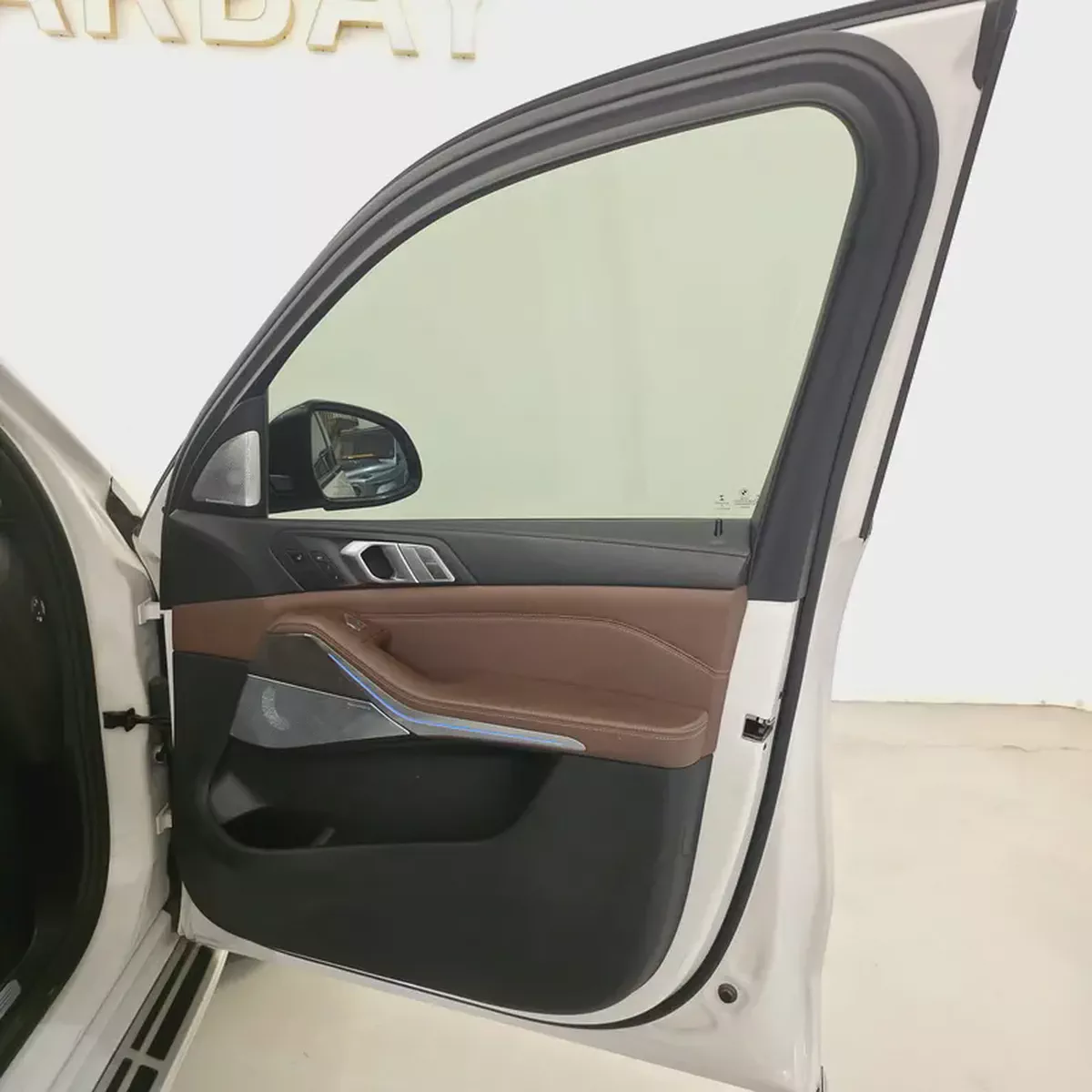 AED 2491 PM | BMW X7 50i INDIVIDUAL 2019 | HIGH SPECS | PRISTINE CONDITION | 1 YEAR WARRANTY | GCC-11-11