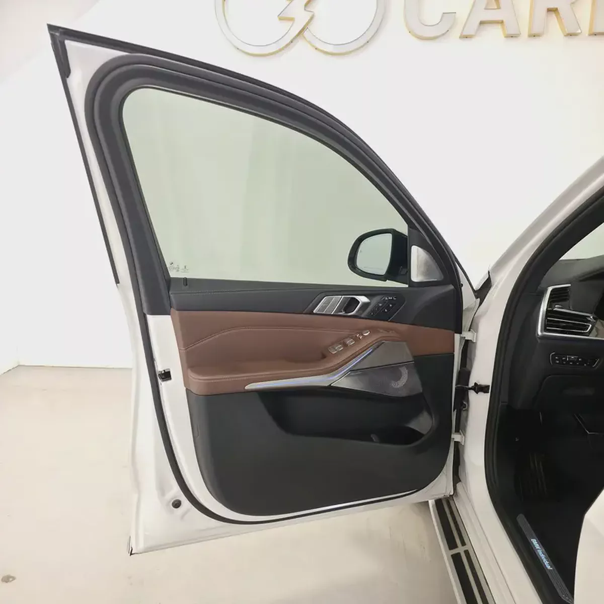 AED 2491 PM | BMW X7 50i INDIVIDUAL 2019 | HIGH SPECS | PRISTINE CONDITION | 1 YEAR WARRANTY | GCC-7-7