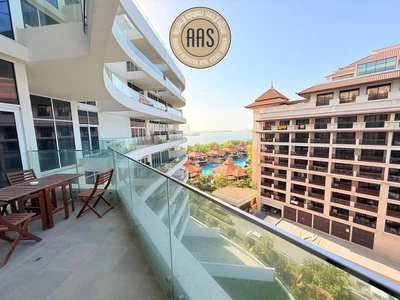 Luxurious 1bhk just 140k fully furnished in palm Jumeirah beach front-0