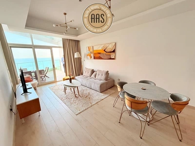 Luxurious 1bhk just 140k fully furnished in palm Jumeirah beach front-1