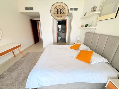 Luxurious 1bhk just 140k fully furnished in palm Jumeirah beach front-7