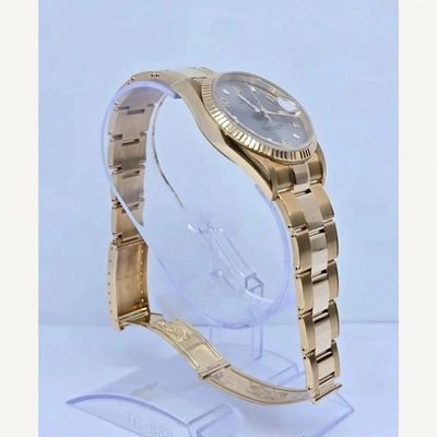 Rolex Oyster Perpetual Date Full Yellow Gold Silver Dial | Used (Good) | Year of production 2000 (Approximation) | No original box | No original papers-1