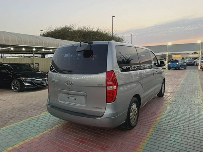 Hyundai H1 2017 - Well Maintained - Korean Specs-3