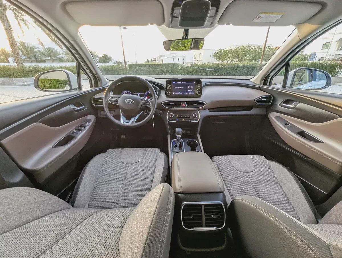 Hyundai Santa Fe 2023 | GCC Specs | Pristine Condition MID Op Low KM 7 Seat SUV With Bank Finance-10-10