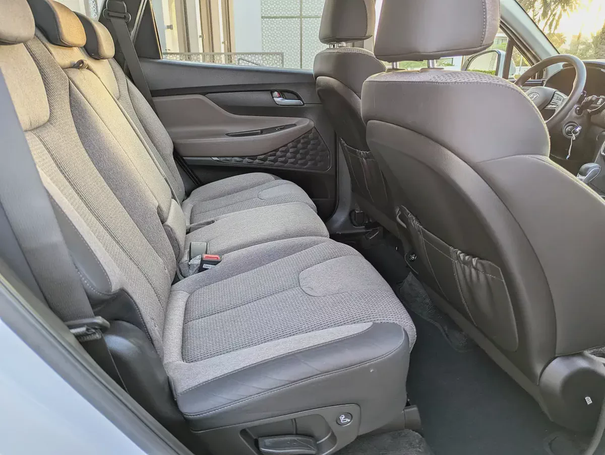 Hyundai Santa Fe 2023 | GCC Specs | Pristine Condition MID Op Low KM 7 Seat SUV With Bank Finance-8-8