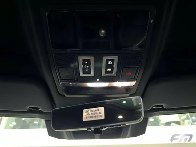 Land Rover Defender 110 X-DYNAMIC HSE P400-11