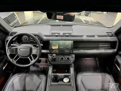 Land Rover Defender 110 X-DYNAMIC HSE P400-8
