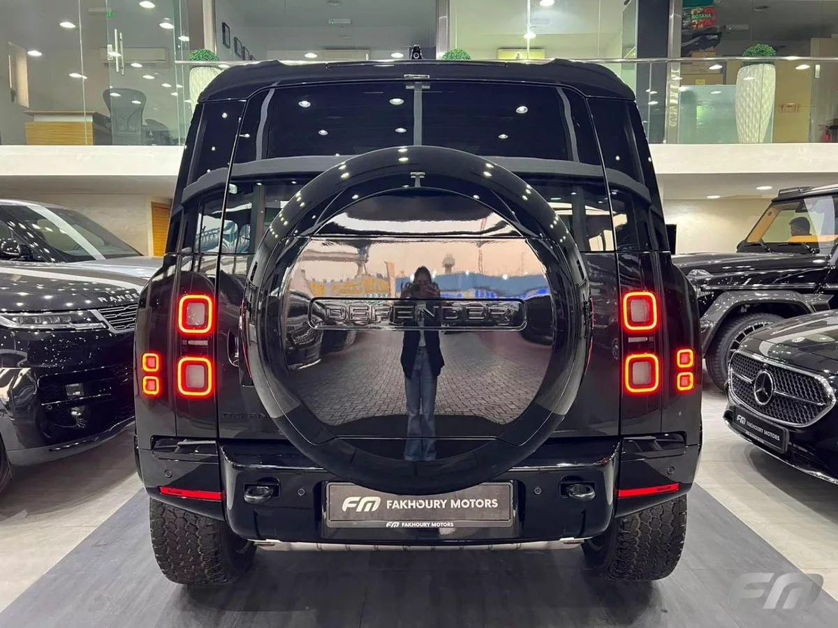 Land Rover Defender 110 X-DYNAMIC HSE P400-19-0
