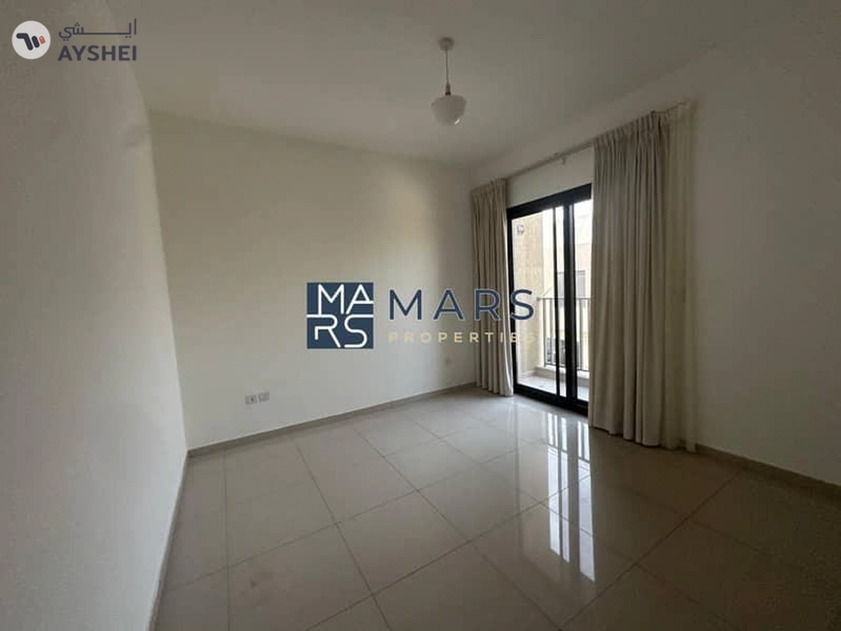 2 bhk . . . . . Luxury Living | Close to City Centre | Resale