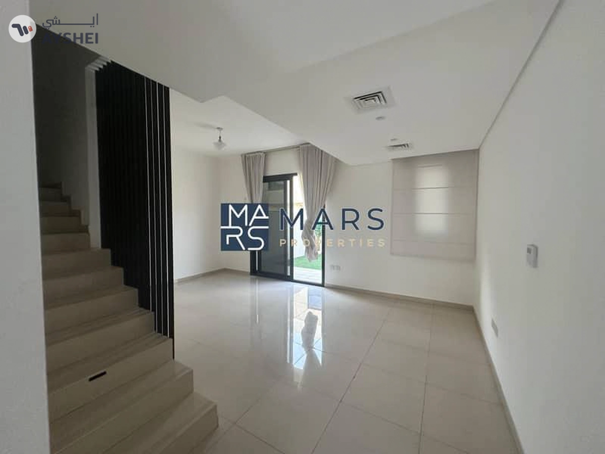 2 bhk . . . . . Luxury Living | Close to City Centre | Resale
