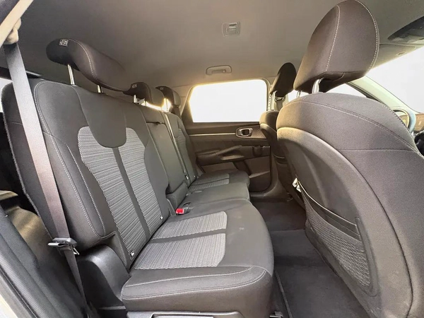 AED 1,350 P.M | 0% DOWN PAYMENT | KIA SORENTO | 2.5L I4 | AGENCY WARRANTY | FULL AGENCY SERVICE HIST