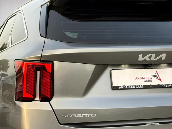 AED 1,350 P.M | 0% DOWN PAYMENT | KIA SORENTO | 2.5L I4 | AGENCY WARRANTY | FULL AGENCY SERVICE HIST