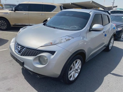Nissan juke 2012 silver fullopshin GcC calen car-3