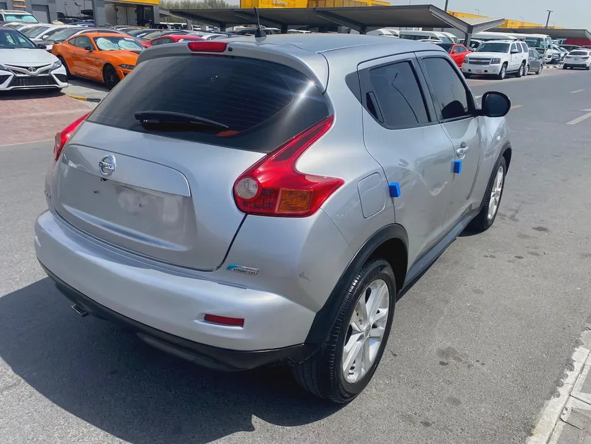 Nissan juke 2012 silver fullopshin GcC calen car