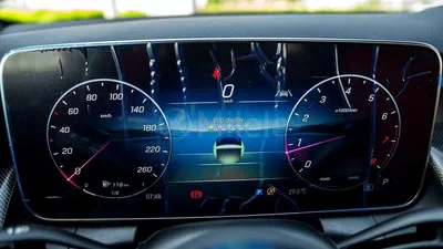 Mercedes Benz GLC200 STANDARD-13