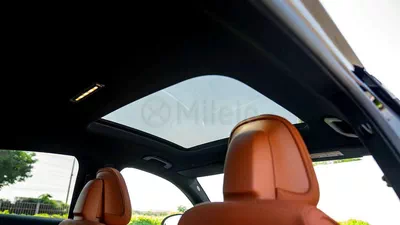 Mercedes Benz GLC200 STANDARD-18