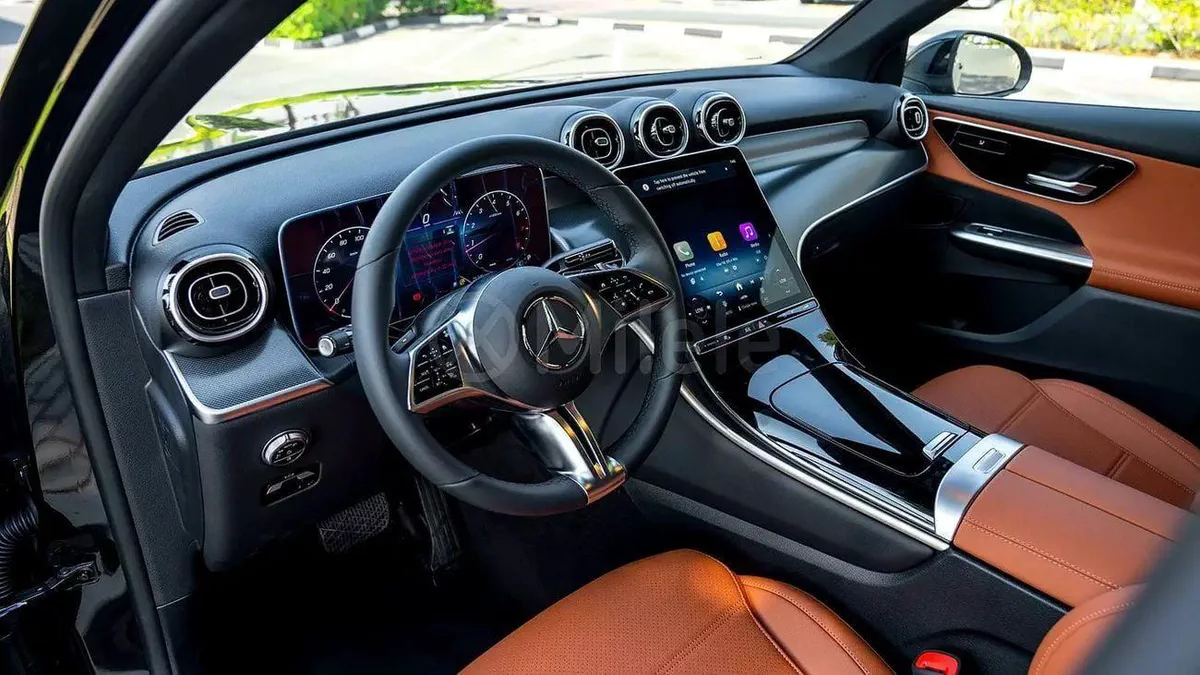 Mercedes Benz GLC200 STANDARD-10-0