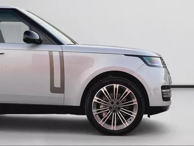 AED 8,400 P.M | 0% DOWN PAYMENT | RANGE ROVER VOGUE SE P530 | 4.4L TWIN-TURBO V8 – 523 HP | 2025-9